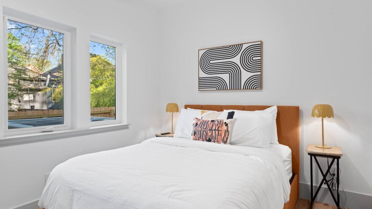 Photo of Bedroom in East Side