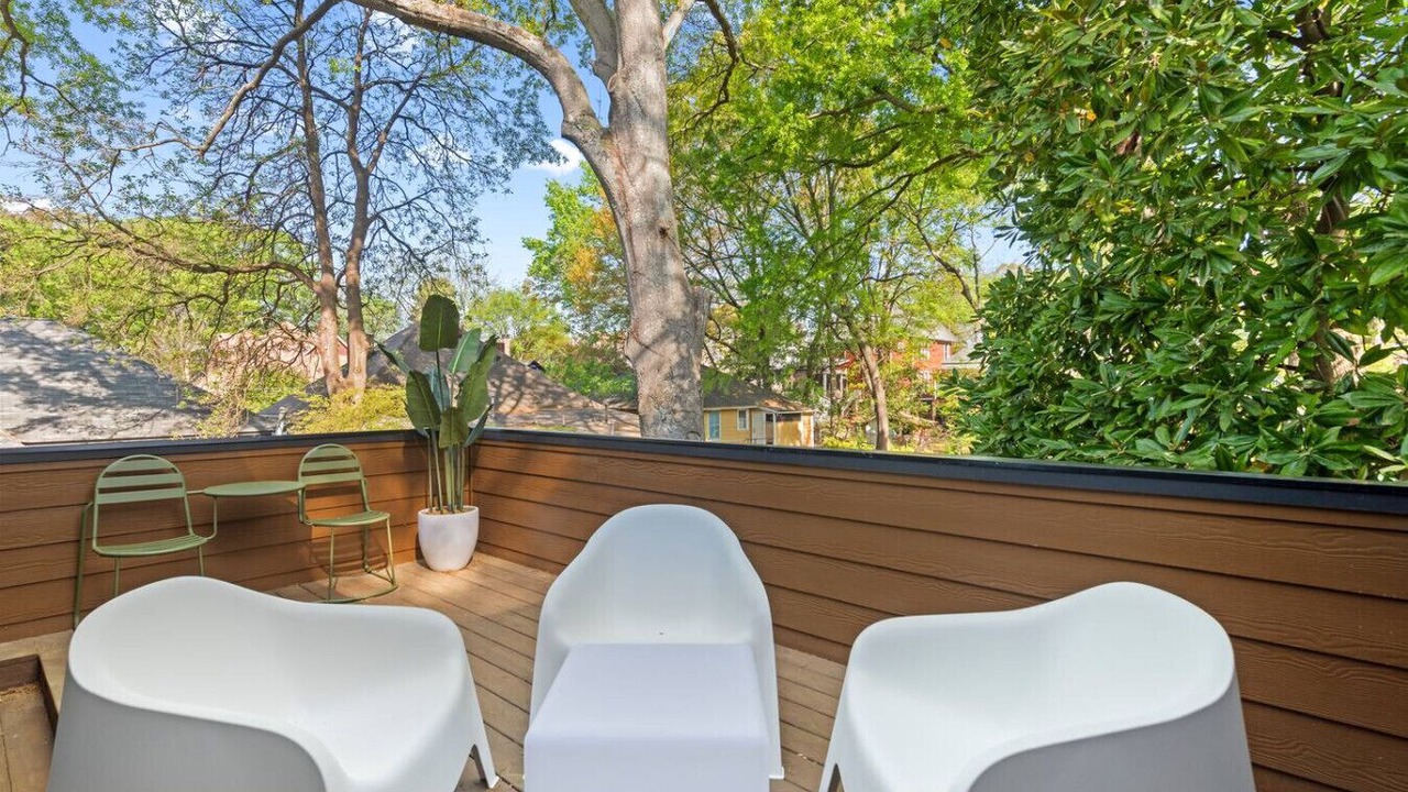 Photo of Outdoor in East Side