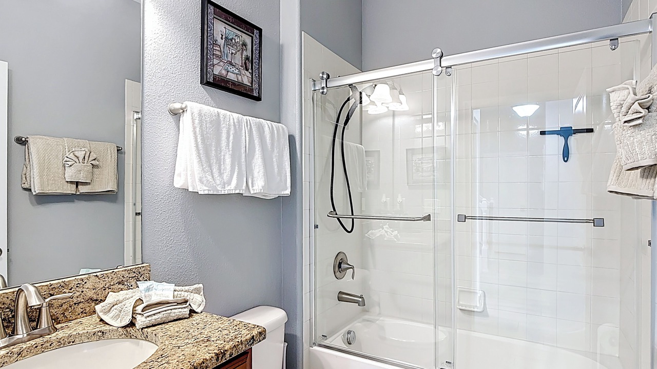 Photo of Bathroom in Loughman