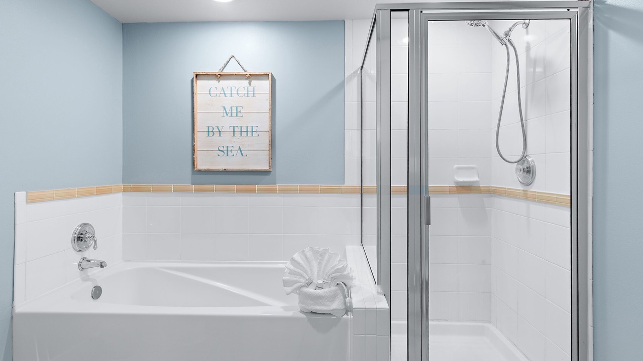 Photo of Bathroom in Baytowne Wharf