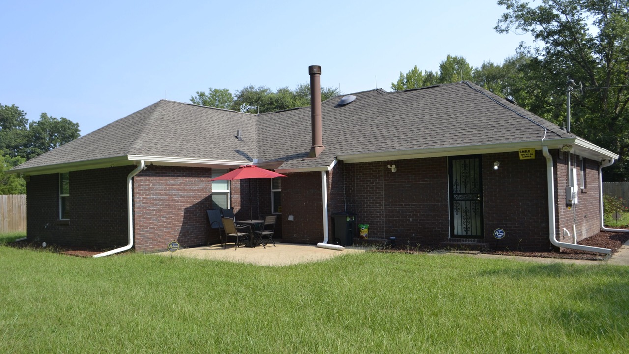 Photo of Outdoor in Macon County