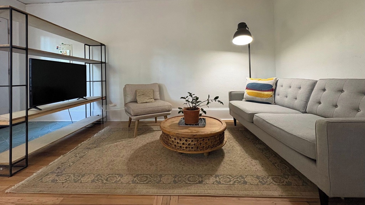 Photo of Livingroom in Candler Park
