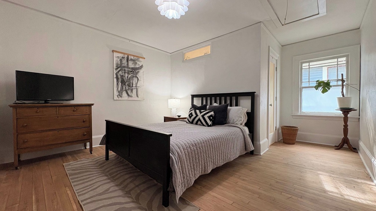 Photo of Bedroom in Candler Park