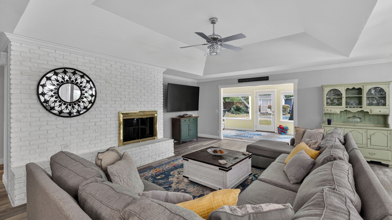 Photo of Livingroom in Saint Simons Heights
