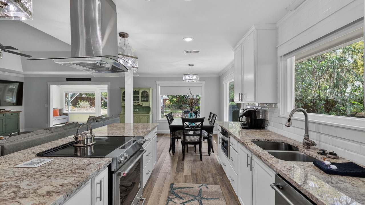 Photo of Kitchen in Saint Simons Heights