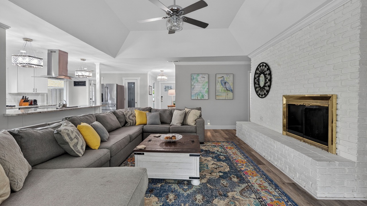 Photo of Livingroom in Saint Simons Heights