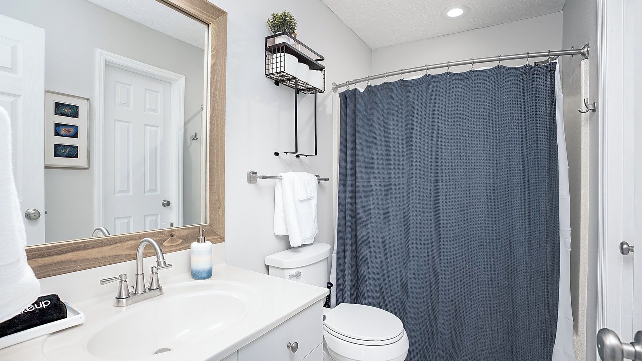 Photo of Bathroom in Auburn