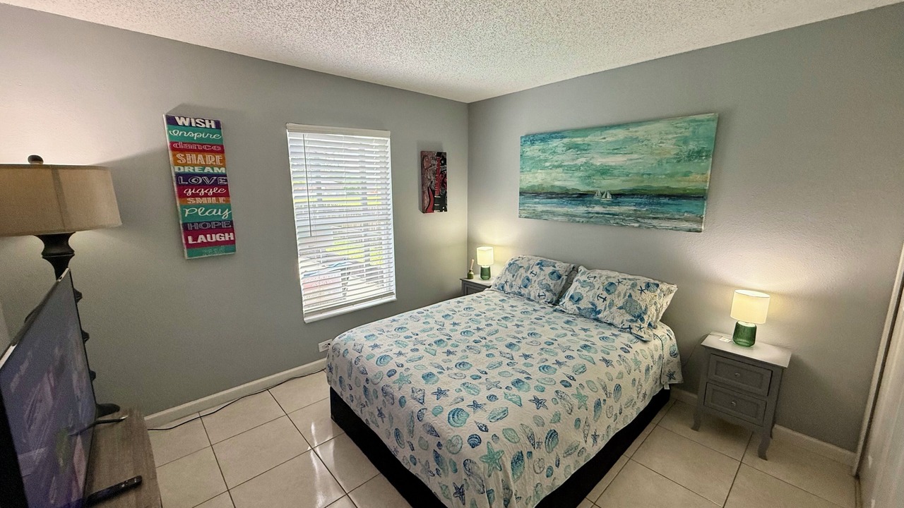 Photo of Bedroom in Florida Pines