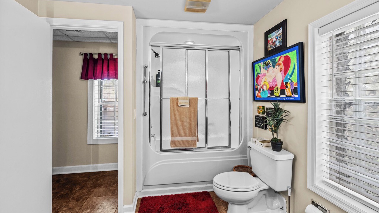 Photo of Bathroom in Clanton