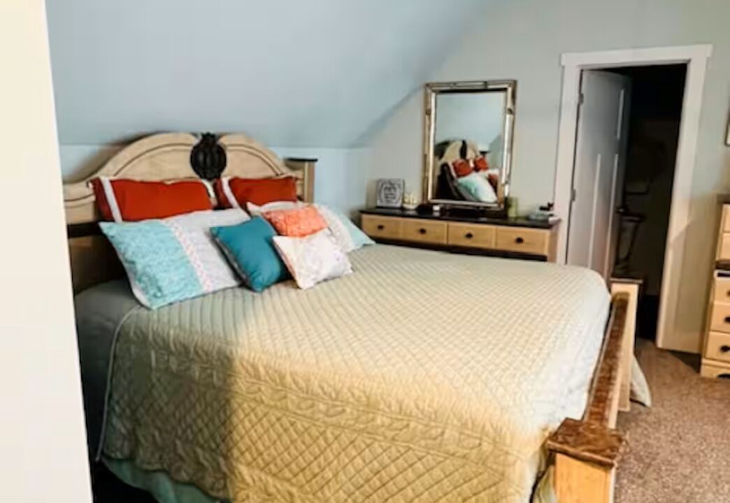 Photo of Bedroom in Long Beach