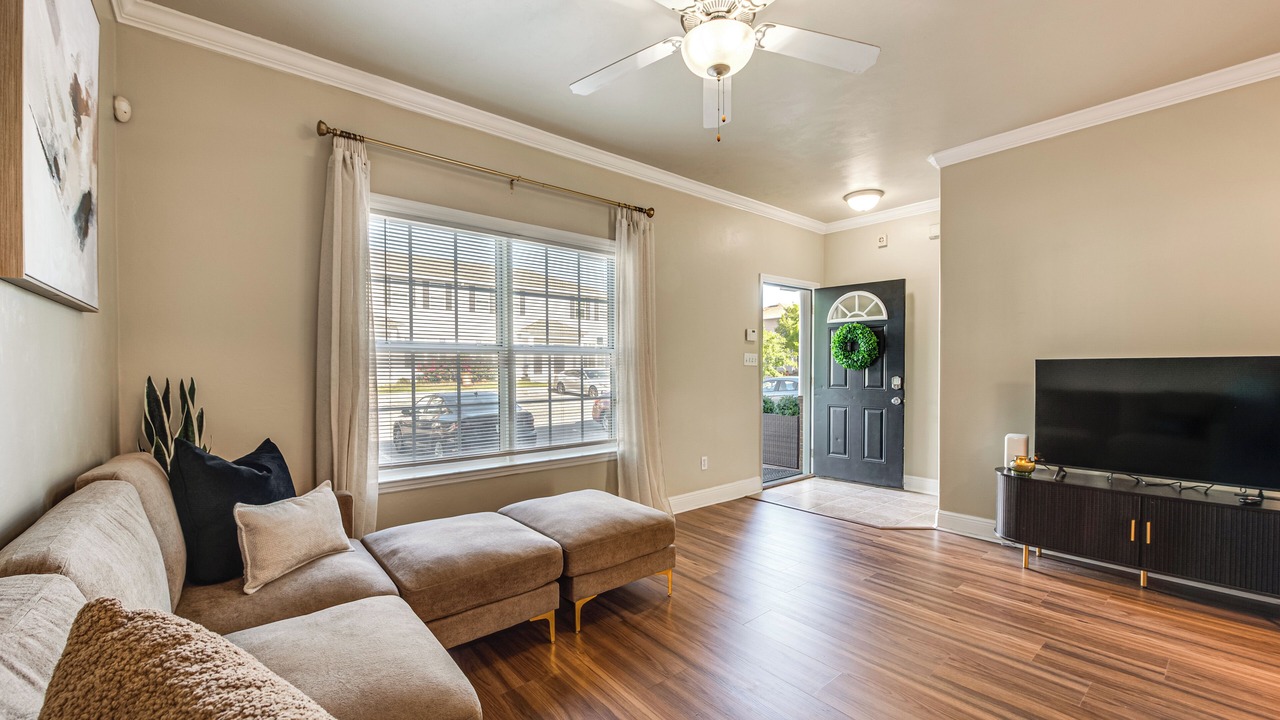 Photo of Livingroom in Tallahassee
