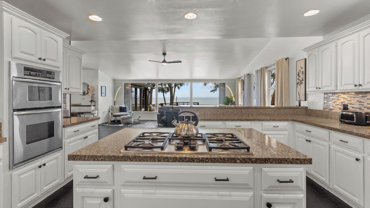 Photo of Kitchen in Lake Lorraine
