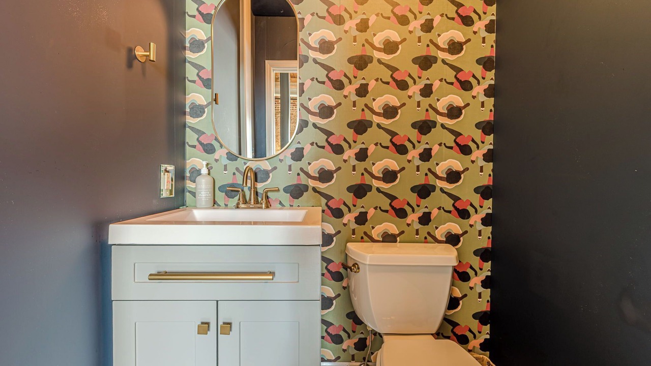 Photo of Bathroom in Oakland