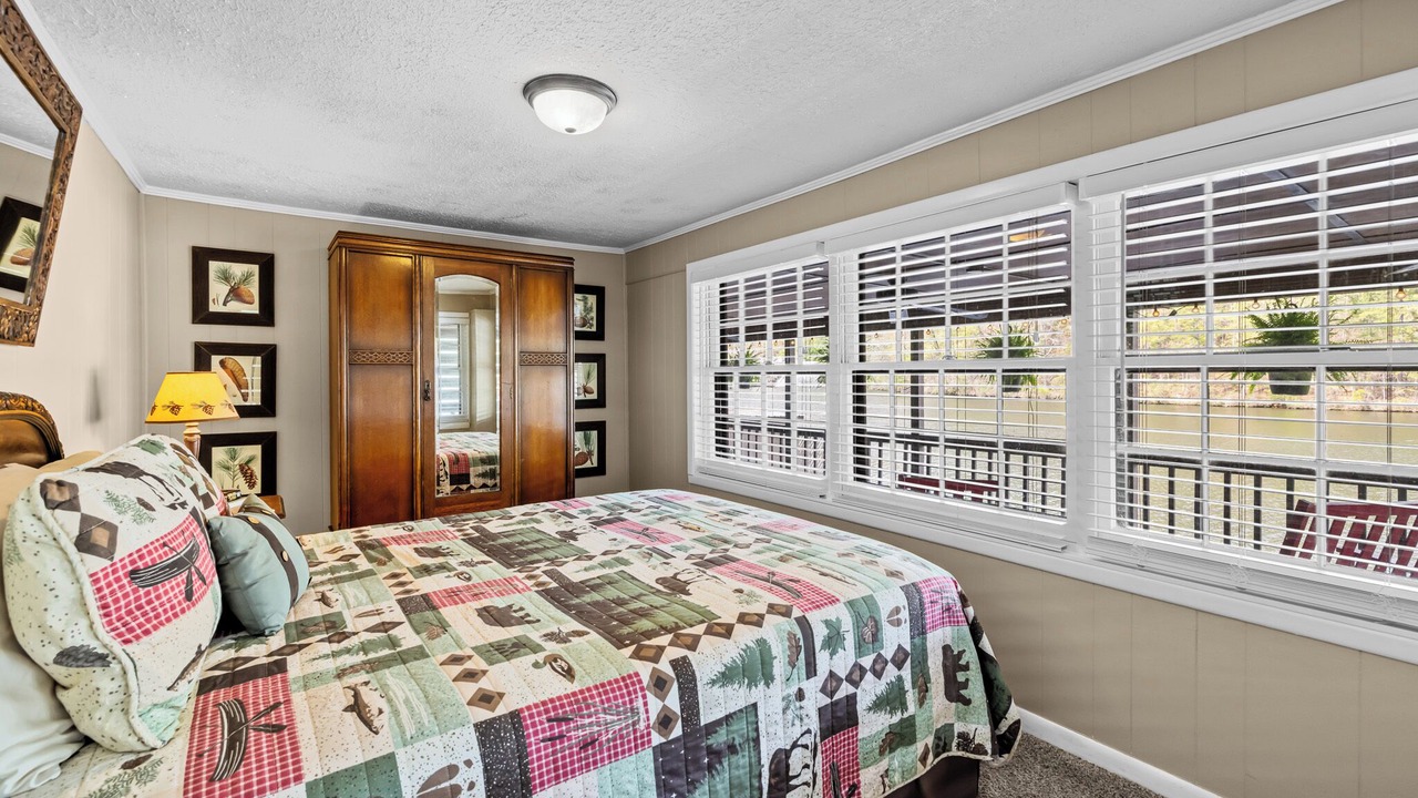 Photo of Bedroom in Clanton