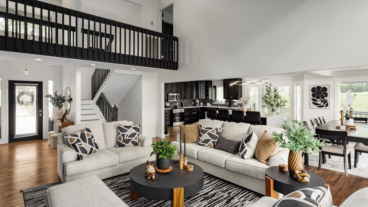 Photo of Livingroom in Muscle Shoals