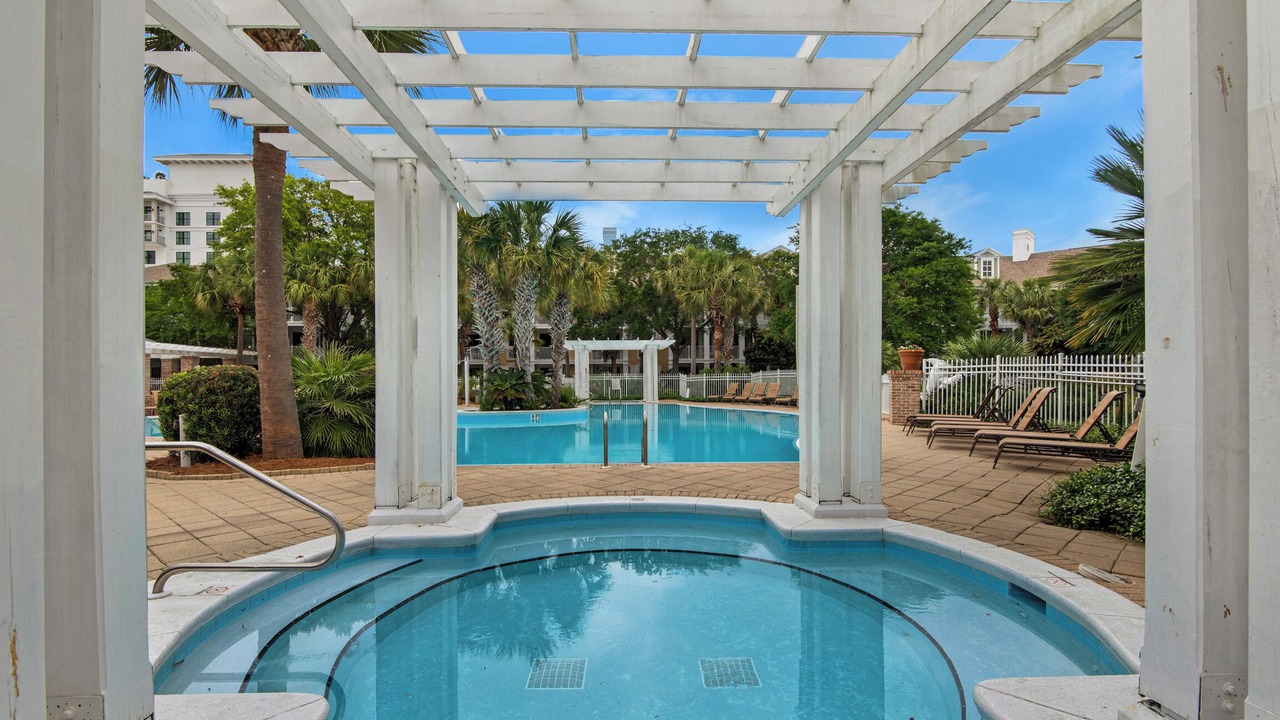 Photo of Outdoor in Baytowne Wharf