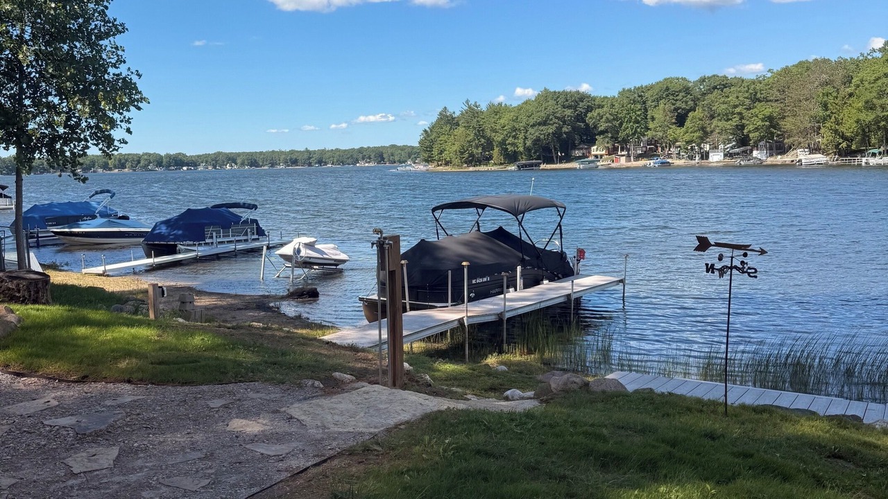 Photo of Others in Lake