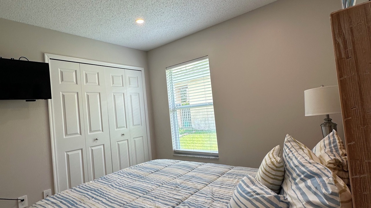 Photo of Bedroom in Florida Pines