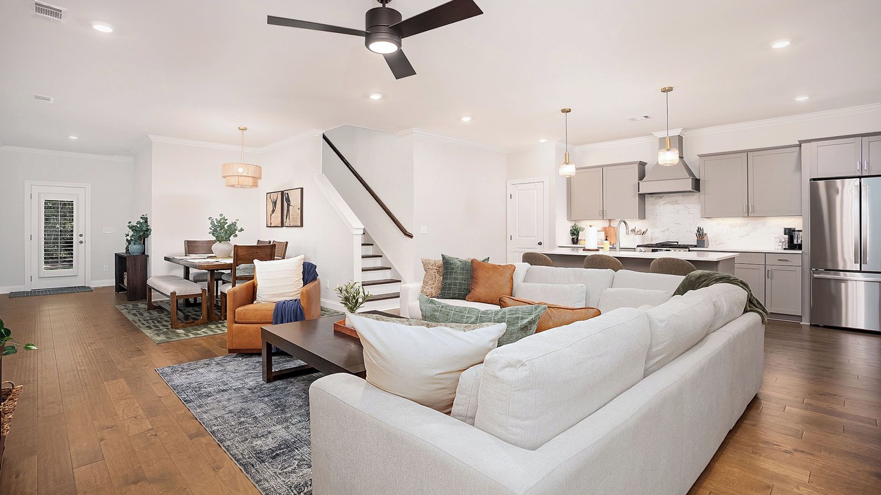 Photo of Livingroom in Auburn