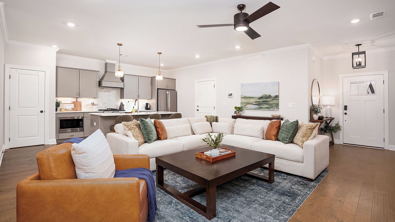 Photo of Livingroom in Auburn
