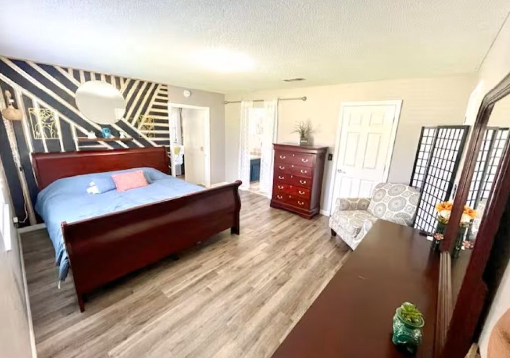 Photo of Bedroom in Lake City