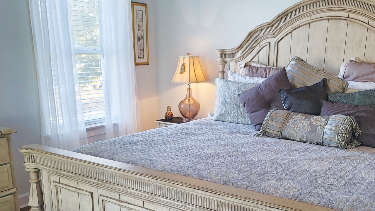 Photo of Bedroom in Ocean Springs