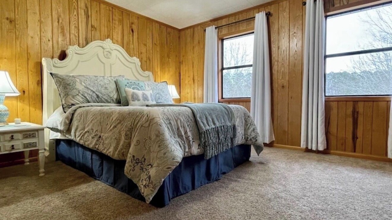 Photo of Bedroom in Chatham