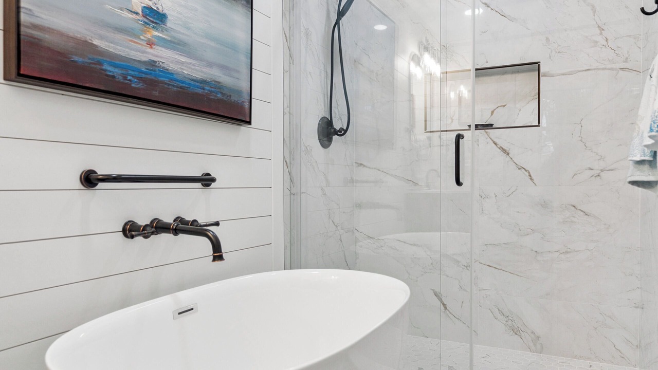 Photo of Bathroom in Saint Simons Heights