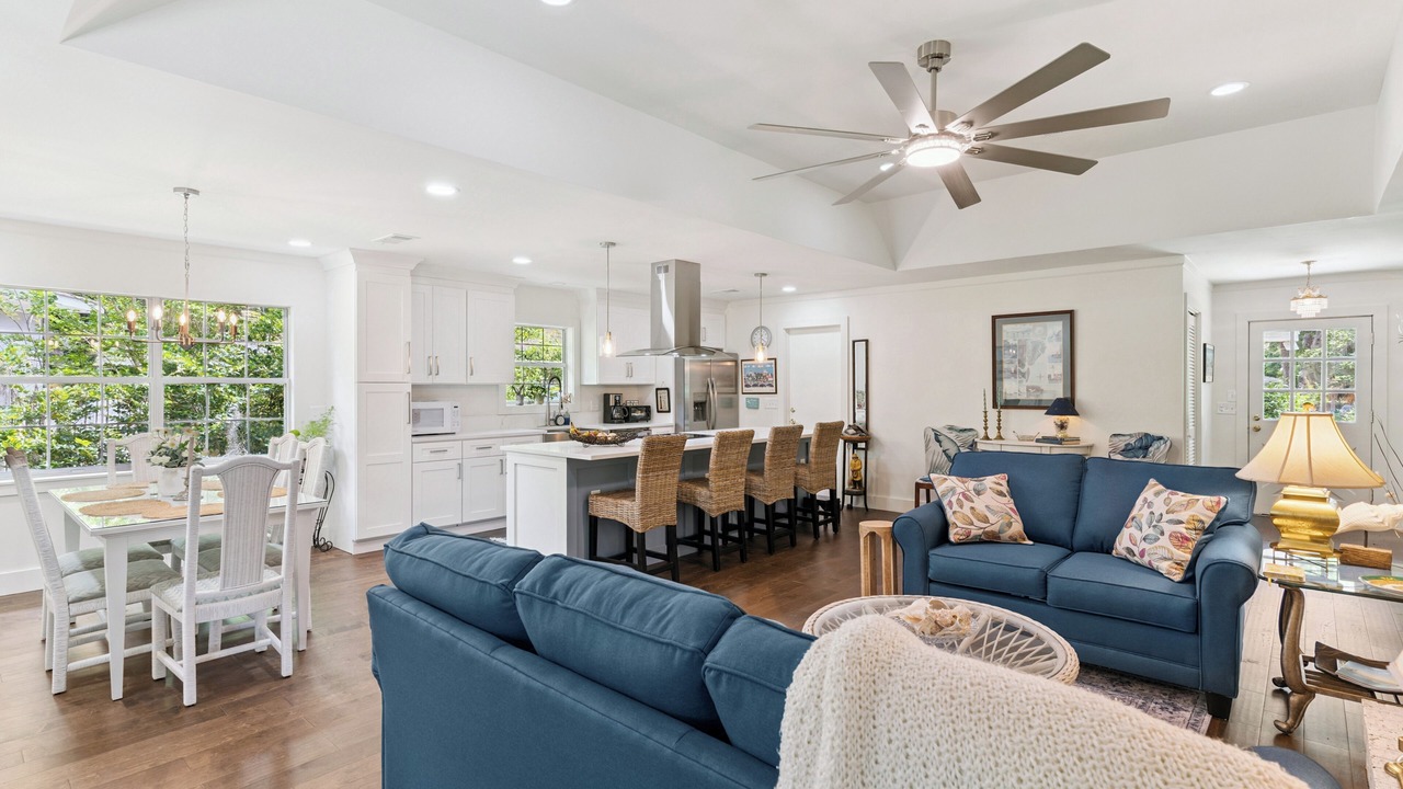 Photo of Livingroom in Saint Simons Heights