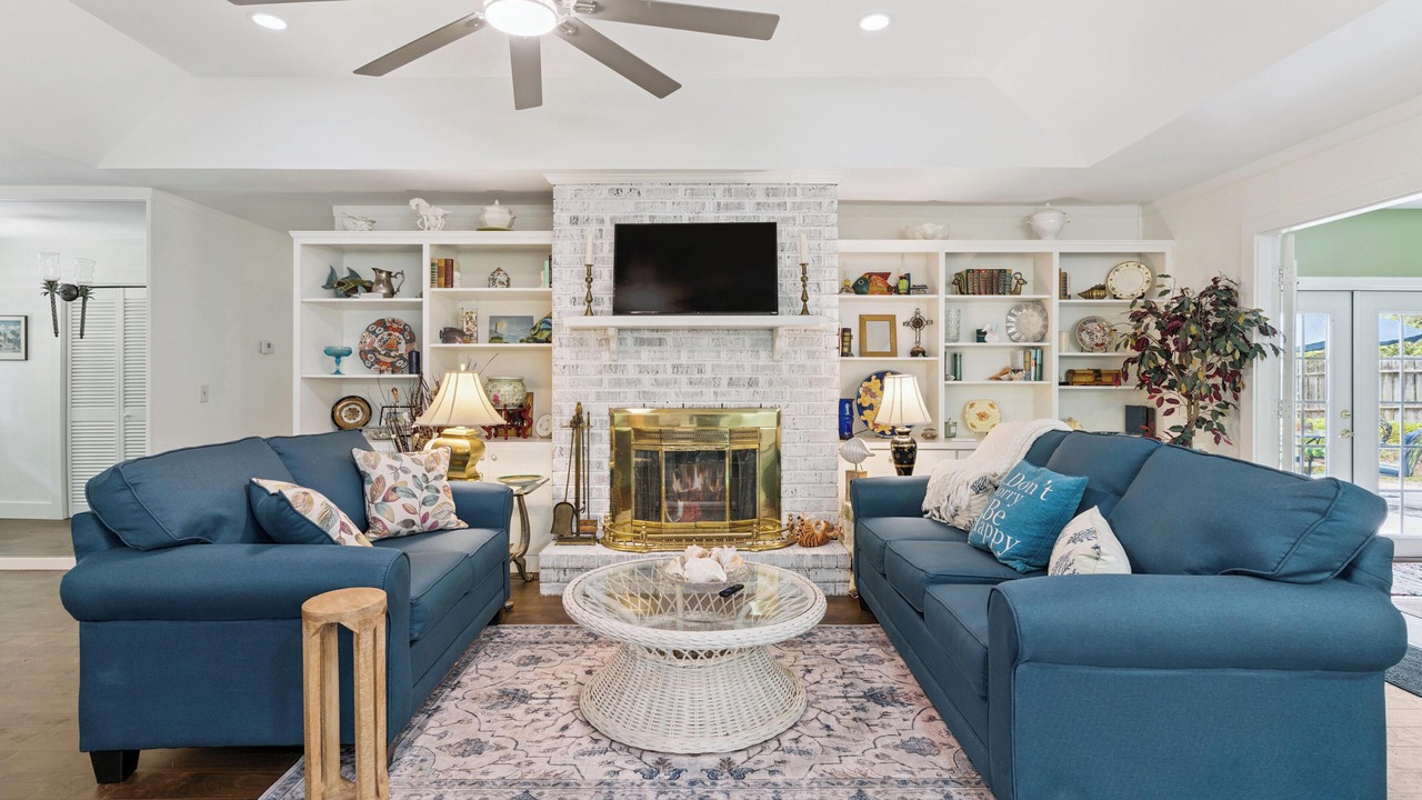 Photo of Livingroom in Saint Simons Heights