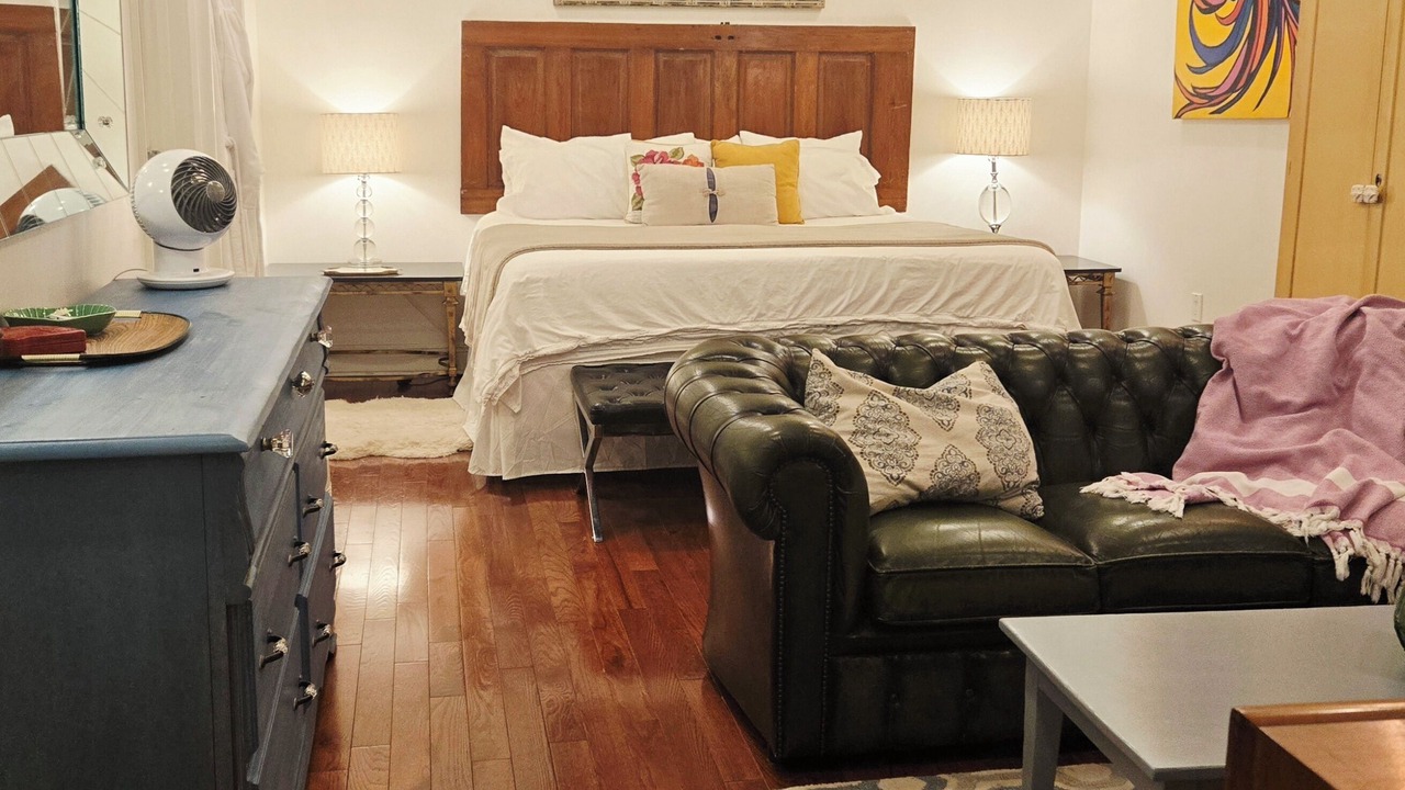 Photo of Bedroom in Mid-City