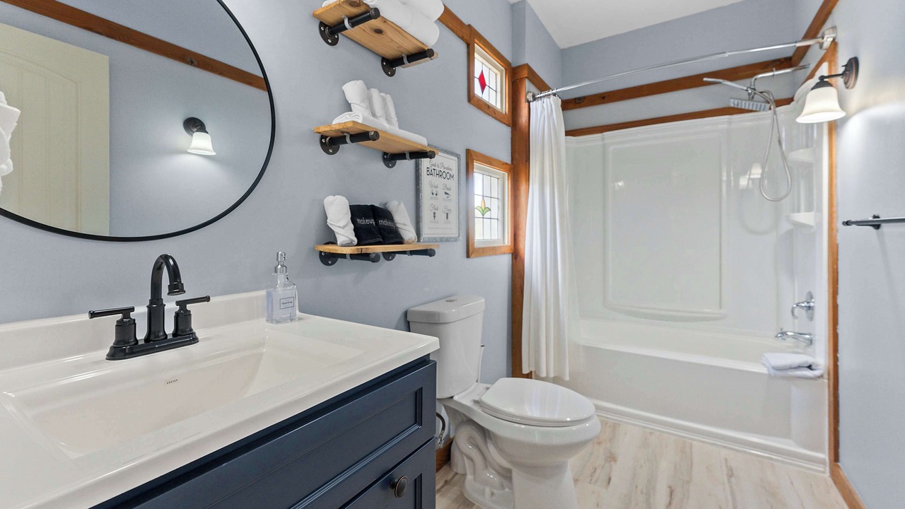 Photo of Bathroom in Foley