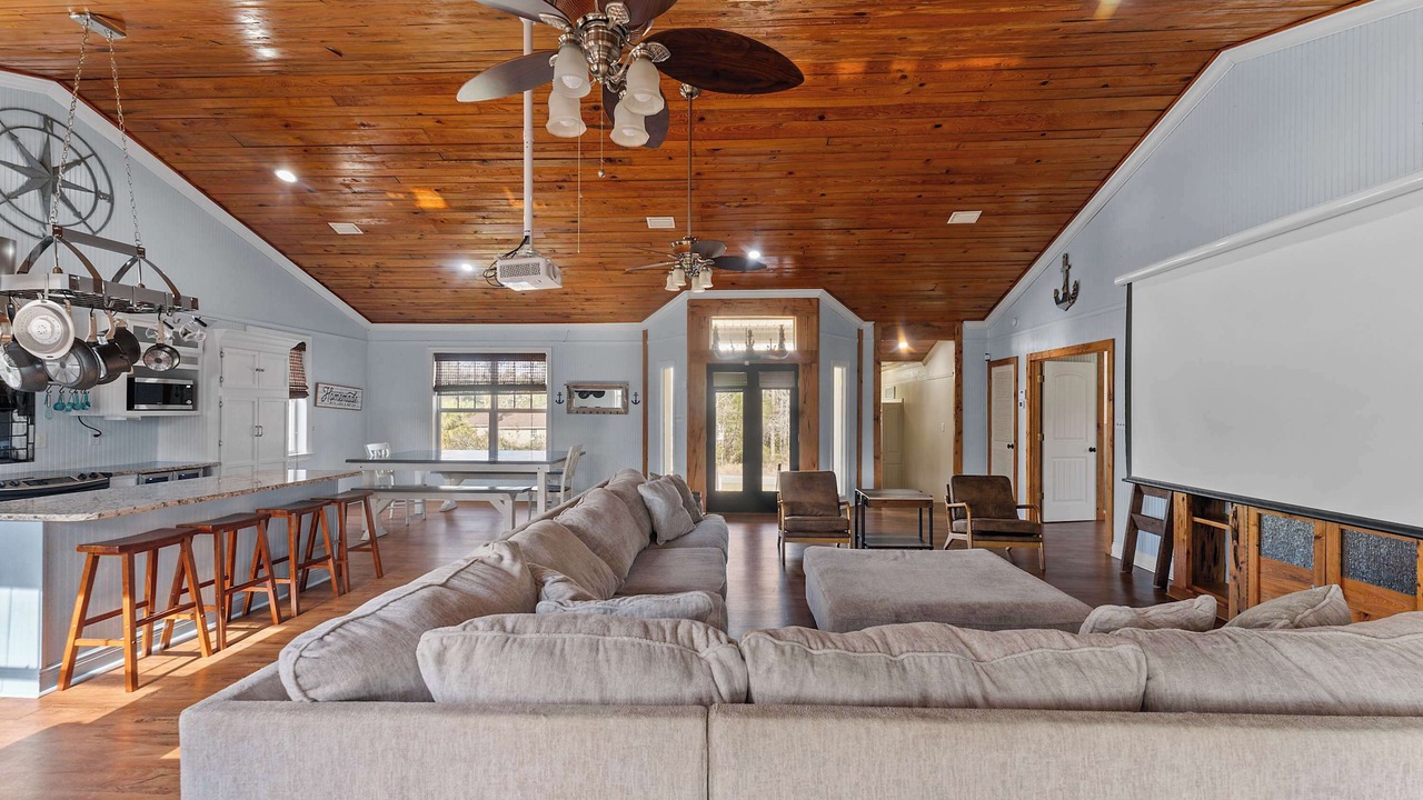 Photo of Bedroom in Foley
