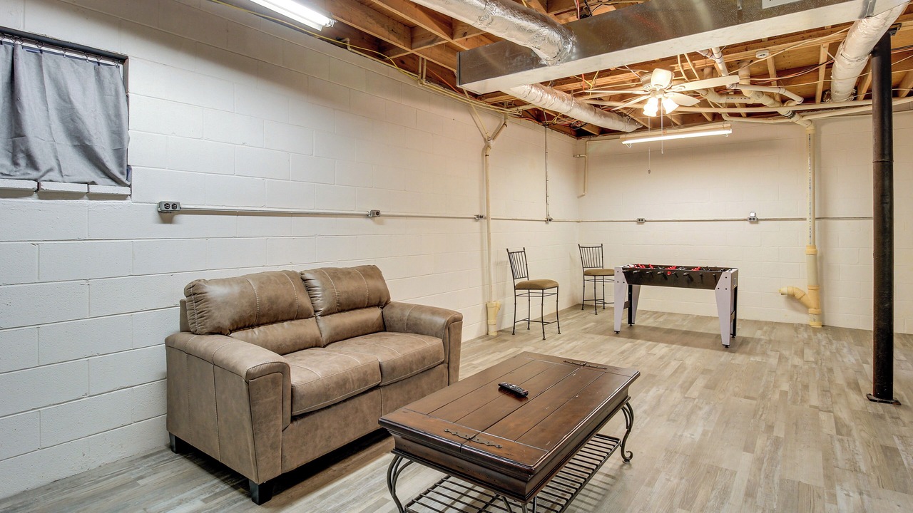 Photo of Bedroom in Groveoak