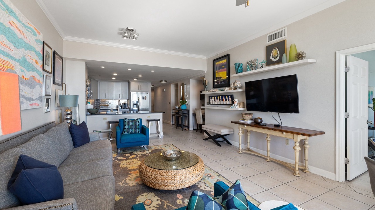 Photo of Livingroom in Ono Island