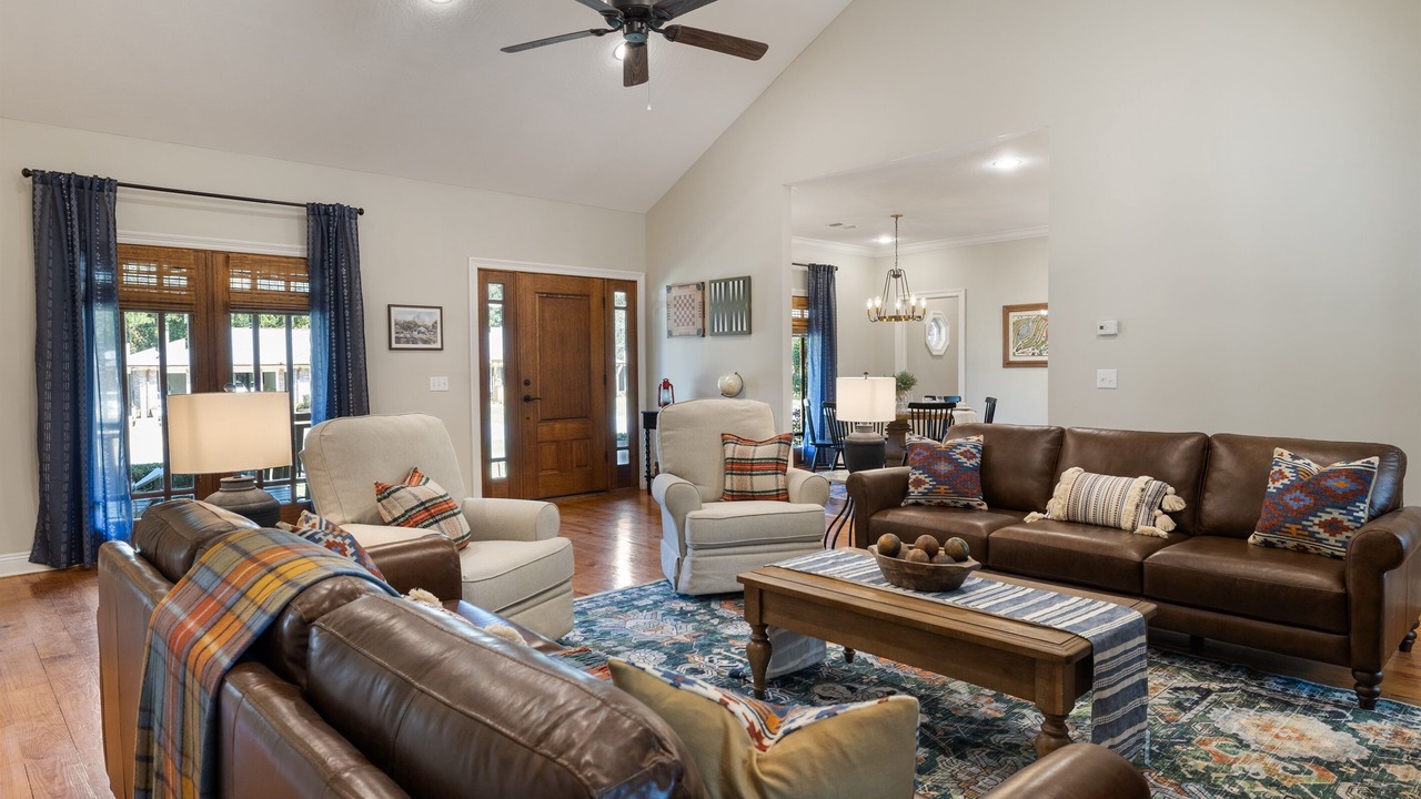 Photo of Livingroom in Laurel