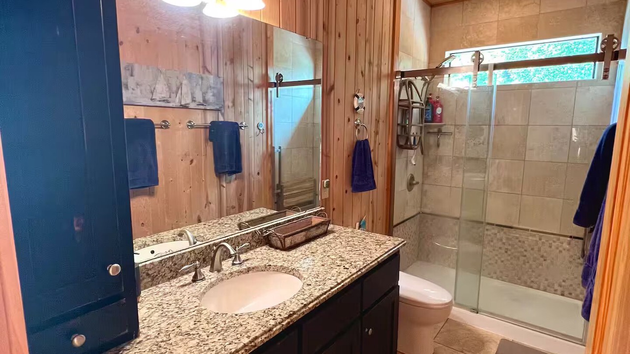 Photo of Bathroom in Six Mile