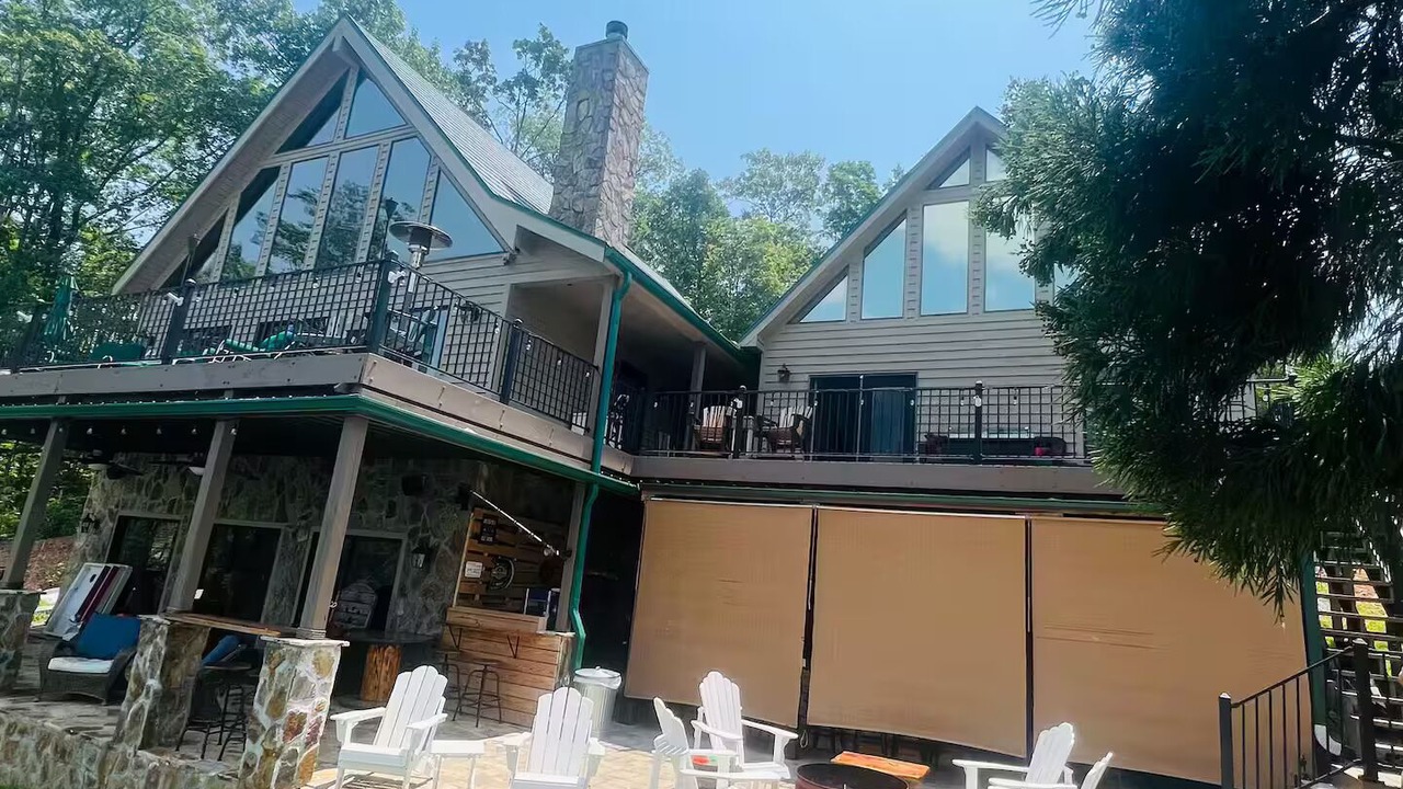 Photo of Patio Balcony in Six Mile