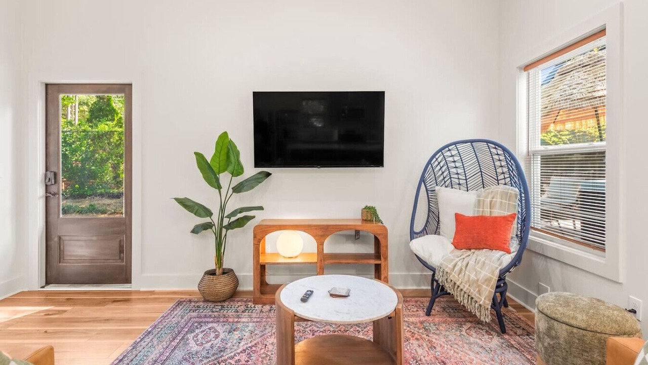 Photo of Bedroom in East Side