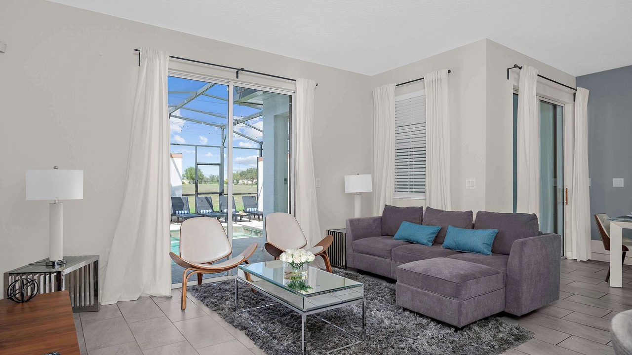 Photo of Livingroom in Davenport