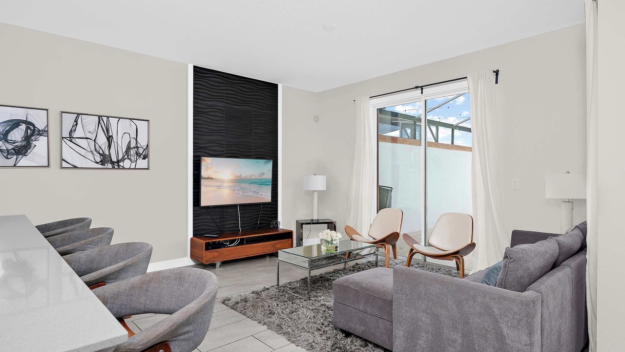 Photo of Livingroom in Davenport