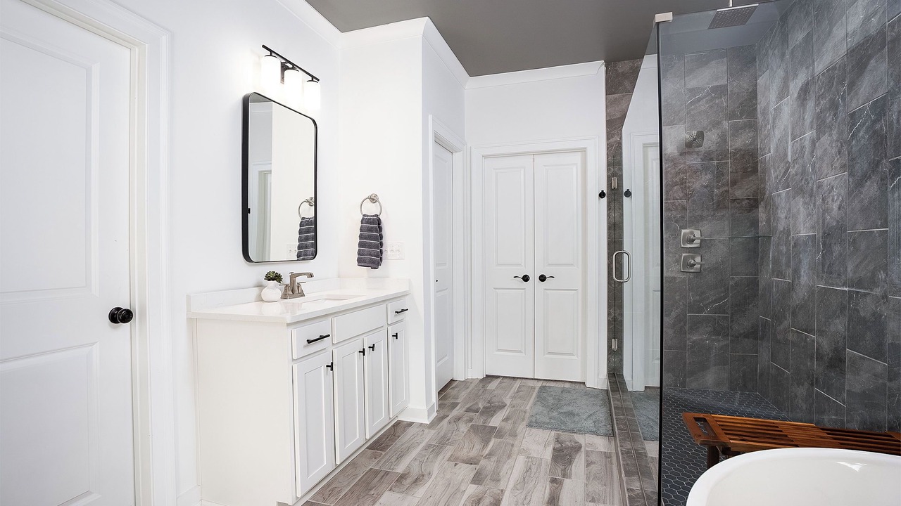 Photo of Bathroom in Auburn