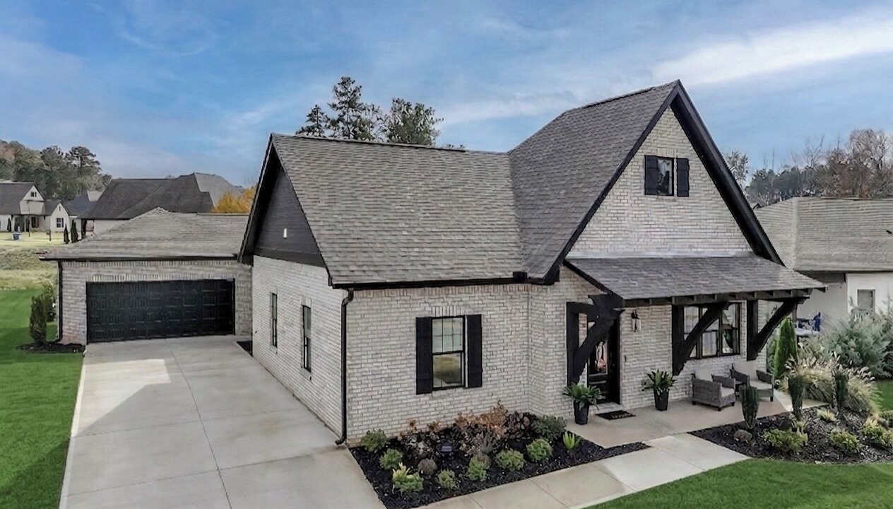 Photo of Outdoor in Auburn
