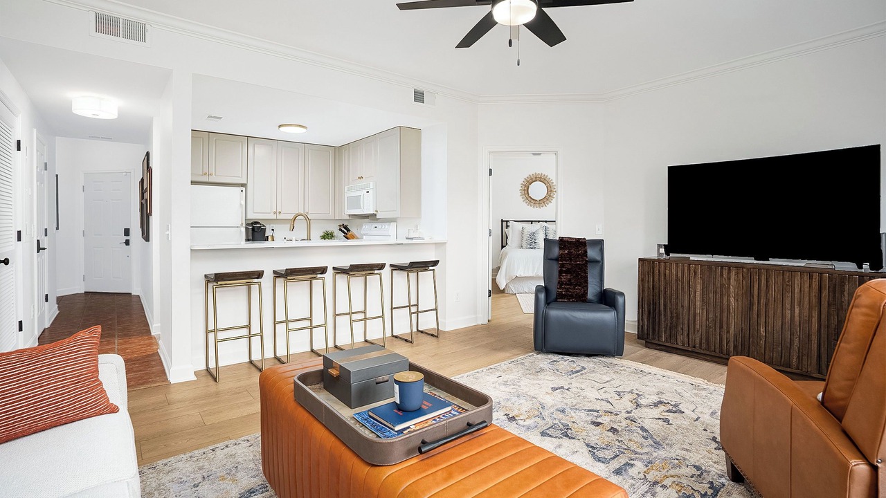 Photo of Livingroom in Auburn