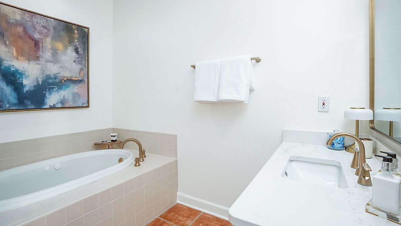 Photo of Bathroom in Auburn