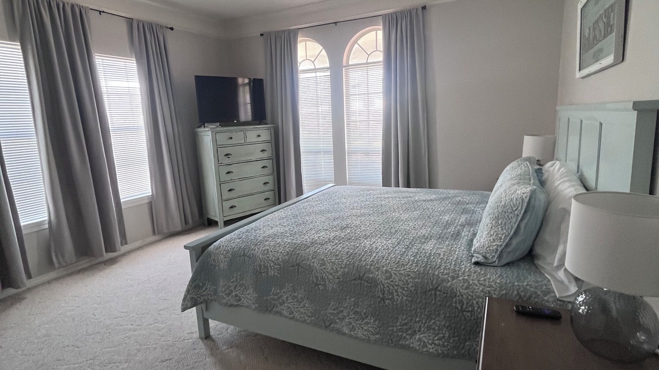 Photo of Bedroom in Dauphin Island