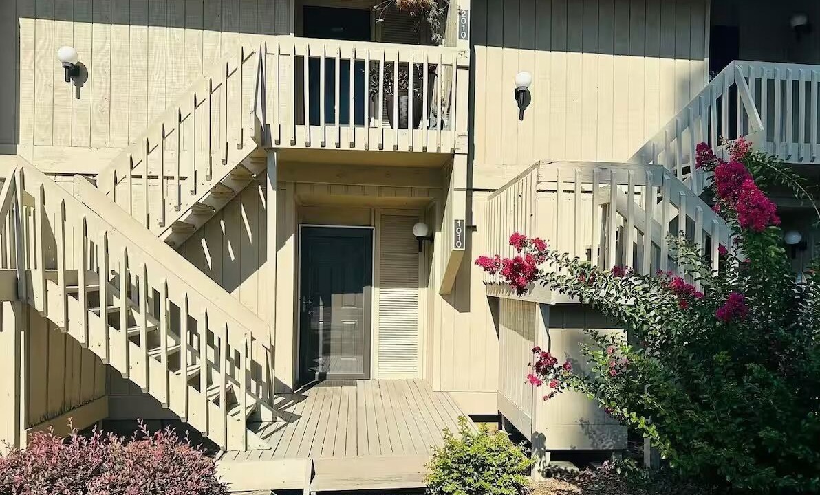 Photo of Outdoor in Daphne
