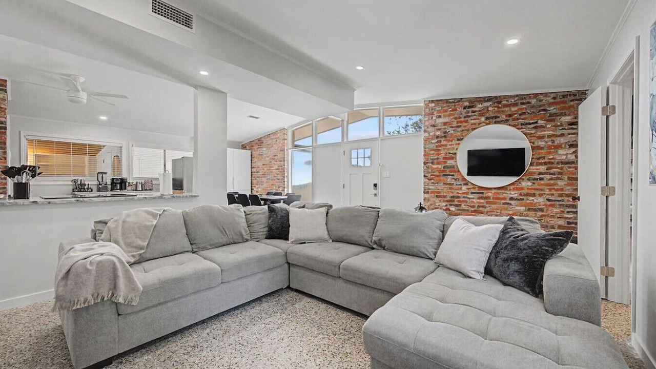Photo of Livingroom in Fort Walton Beach