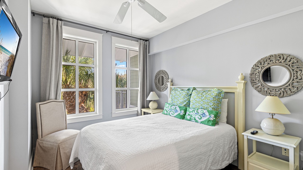 Photo of Bedroom in Baytowne Wharf