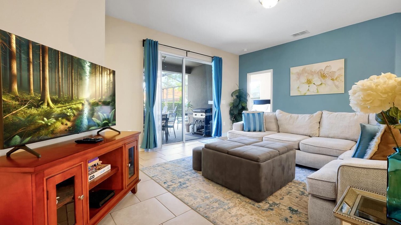 Photo of Livingroom in Loughman